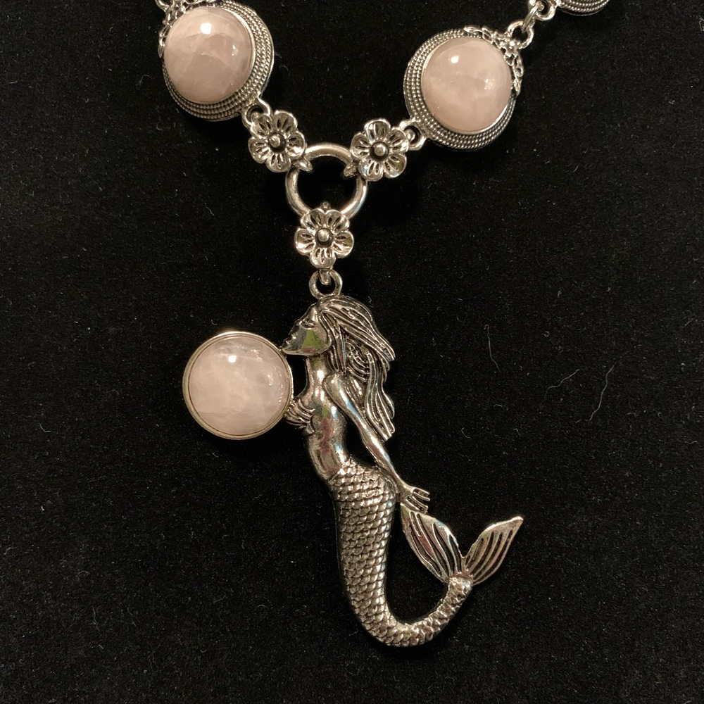 Galilea Rose Quartz Mermaid Necklace